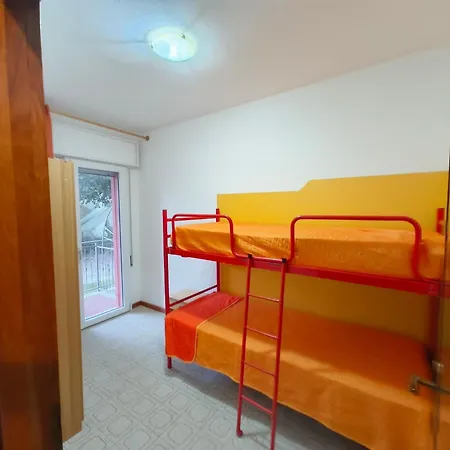 Apartamento Welcoming For Five Guests In Rosolina *