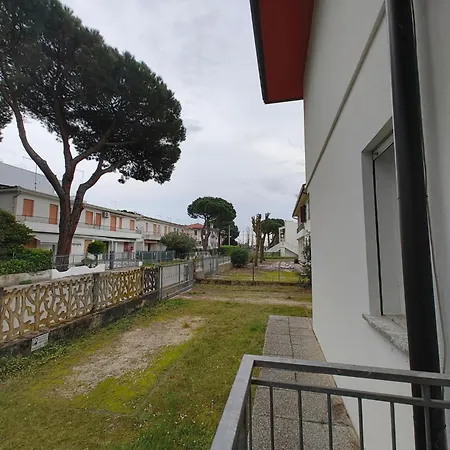Welcoming For Five Guests In Rosolina Apartment *